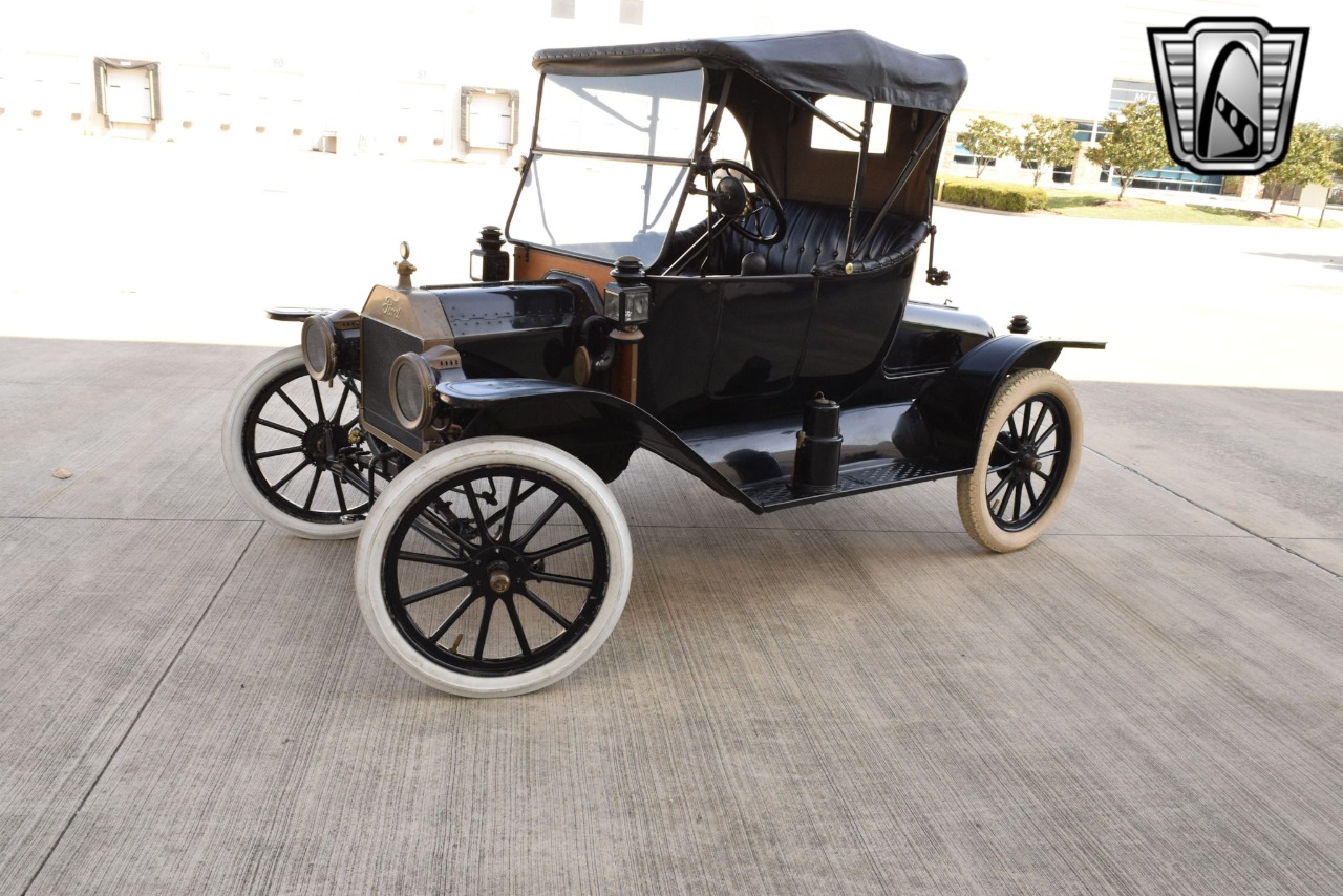 1914 Ford Model T 32