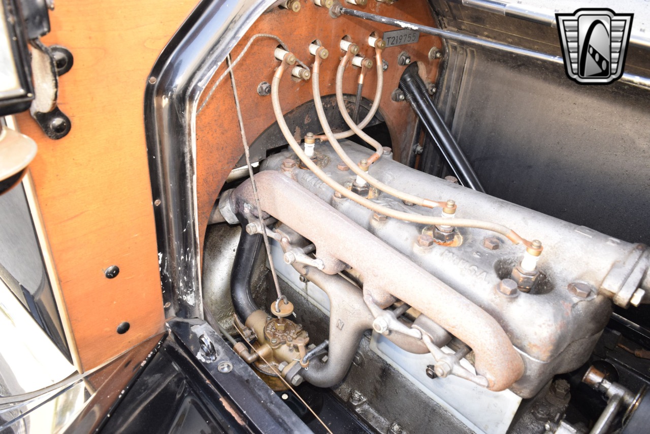 1914 Ford Model T 90