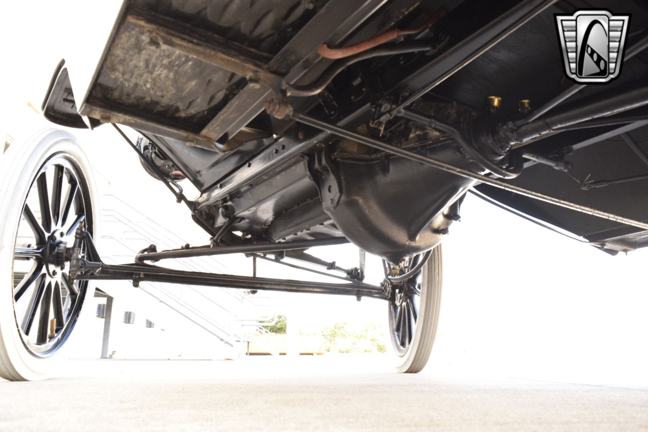 1914 Ford Model T 13