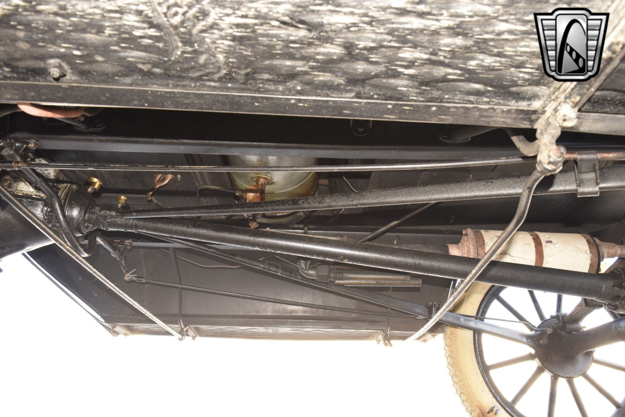 1914 Ford Model T 14