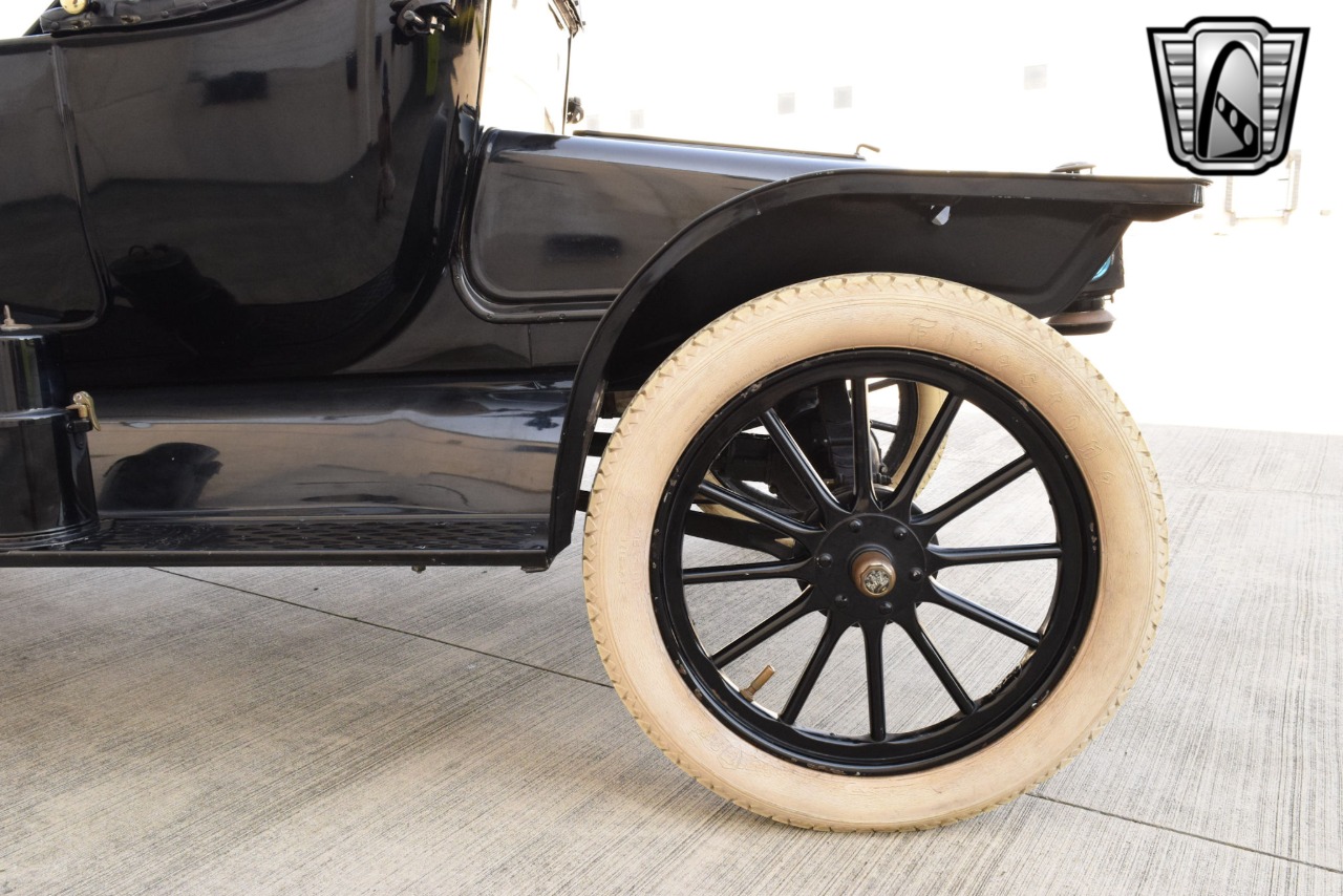 1914 Ford Model T 57