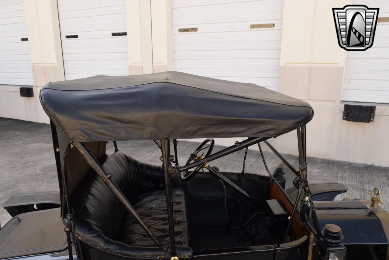 1914 Ford Model T 65
