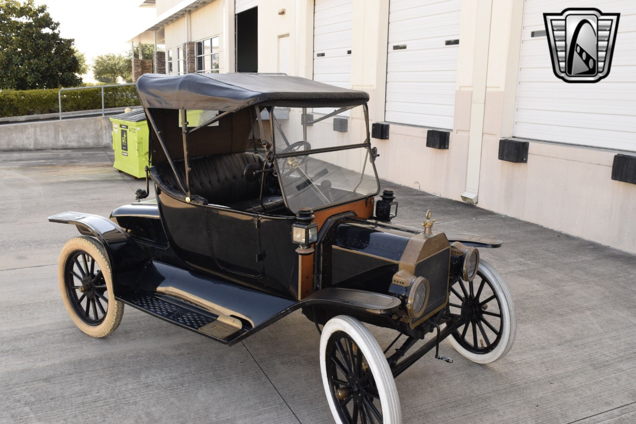 1914 Ford Model T 44