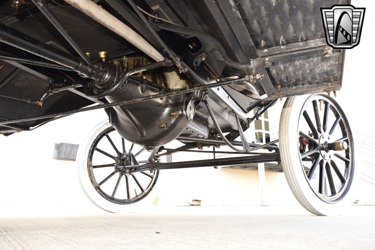 1914 Ford Model T 84