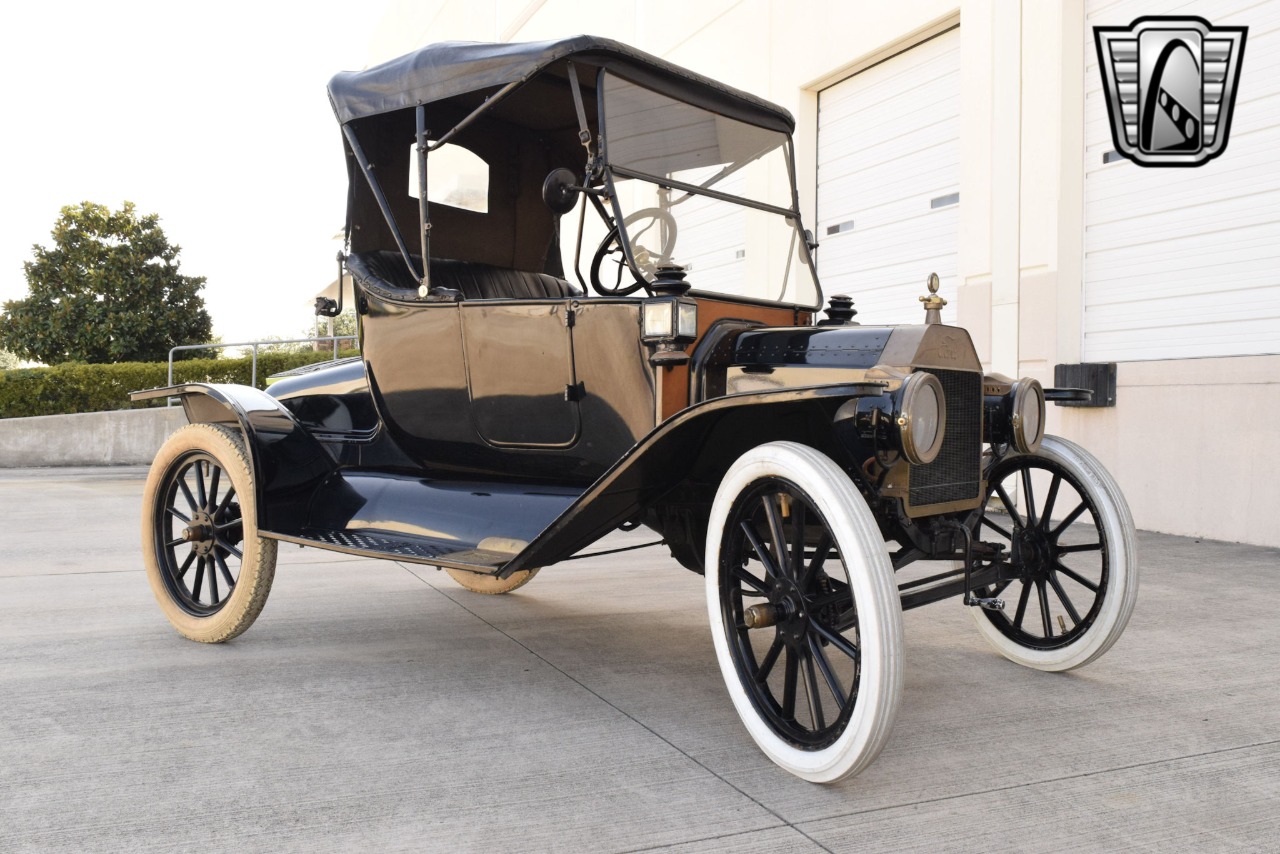 1914 Ford Model T 6