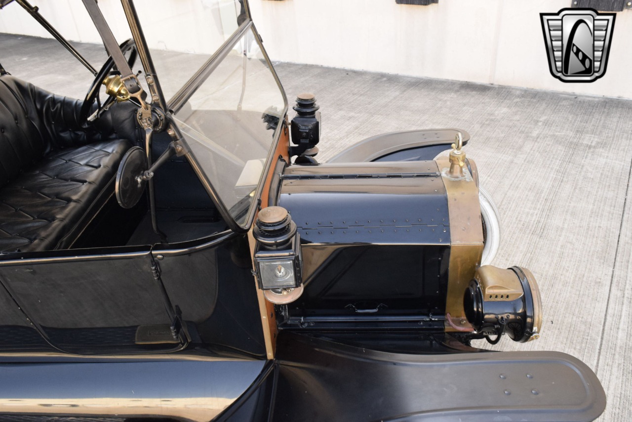 1914 Ford Model T 67