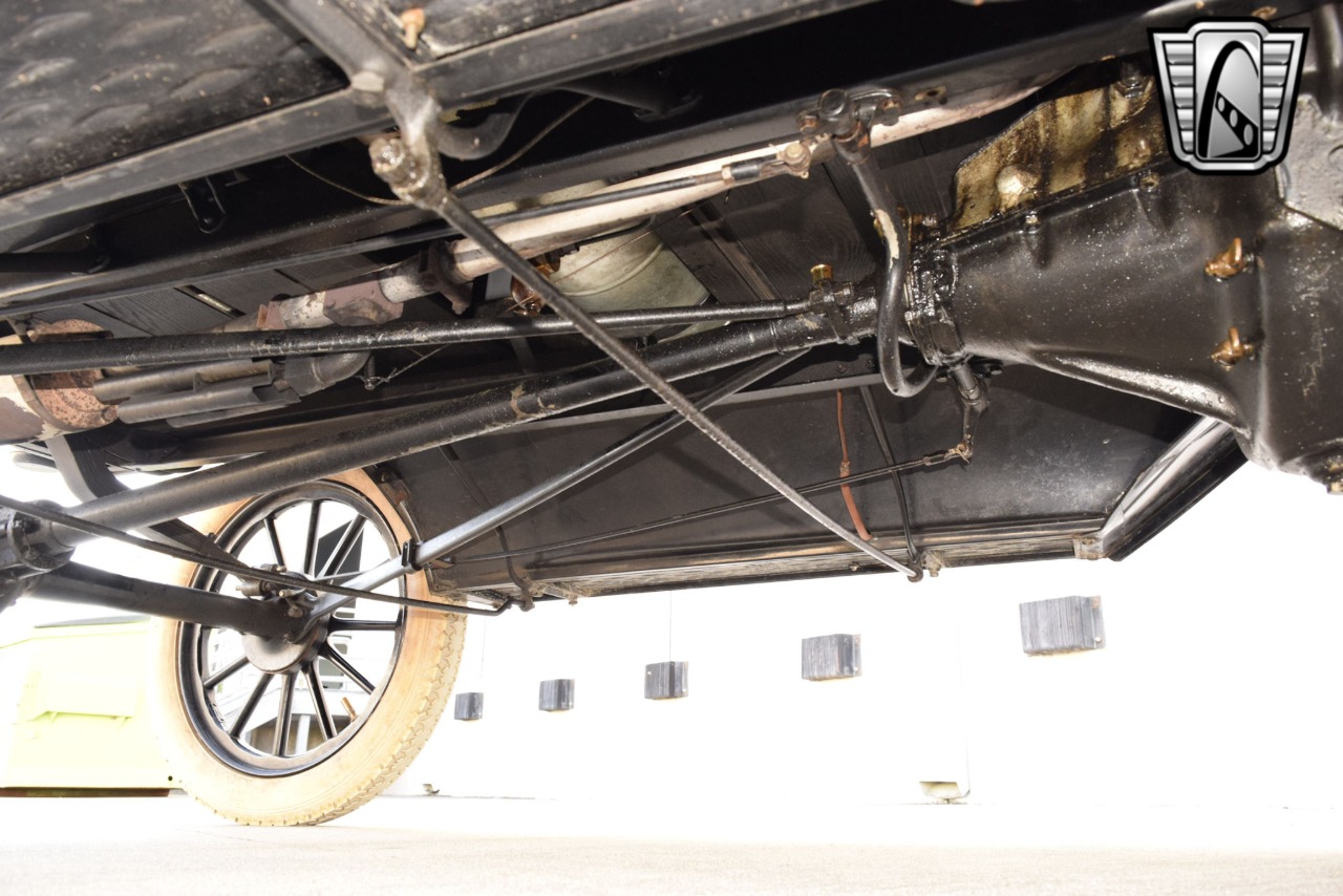 1914 Ford Model T 85