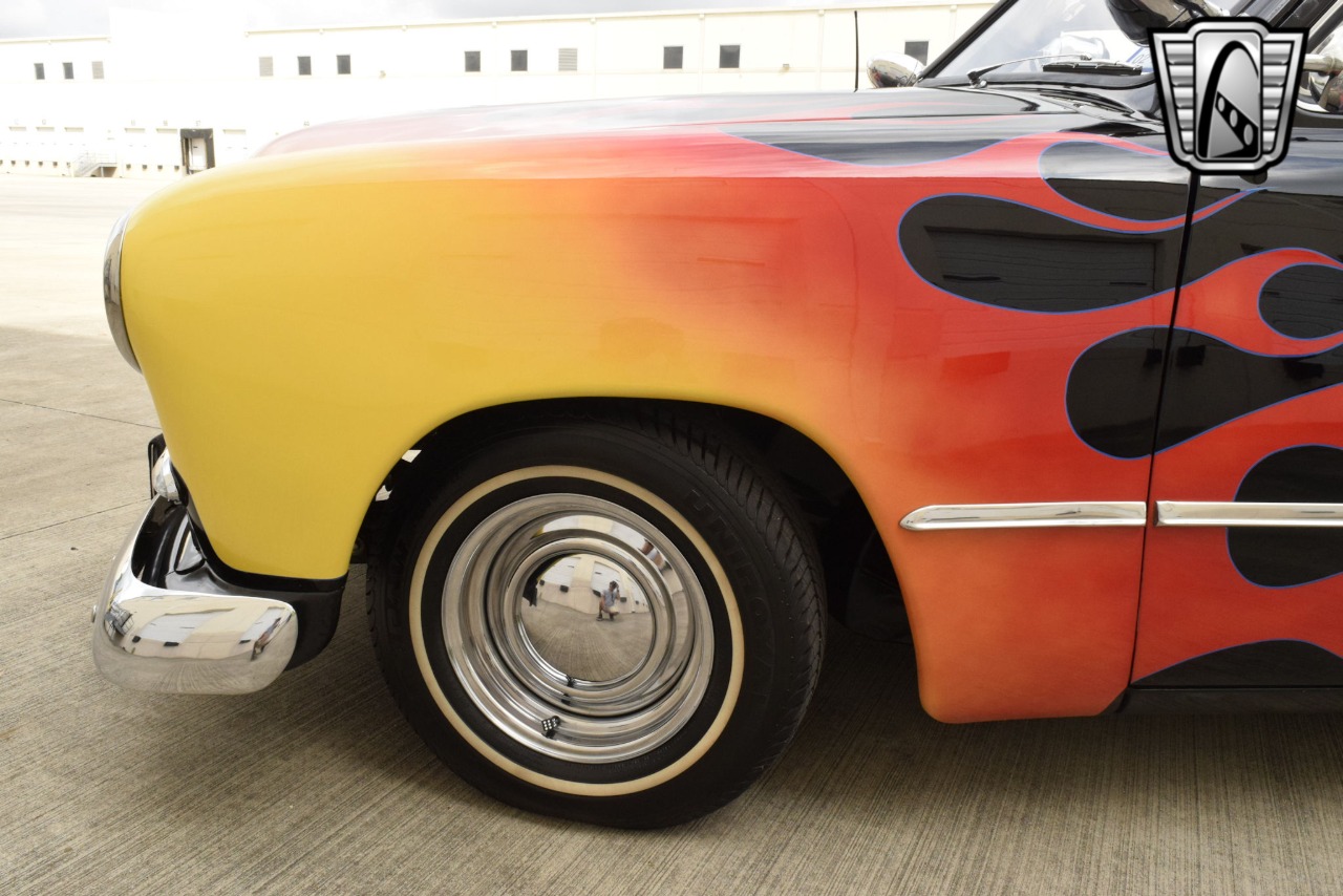 1949 Ford Tudor 54