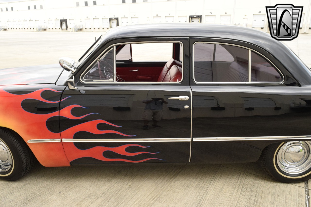 1949 Ford Tudor 56