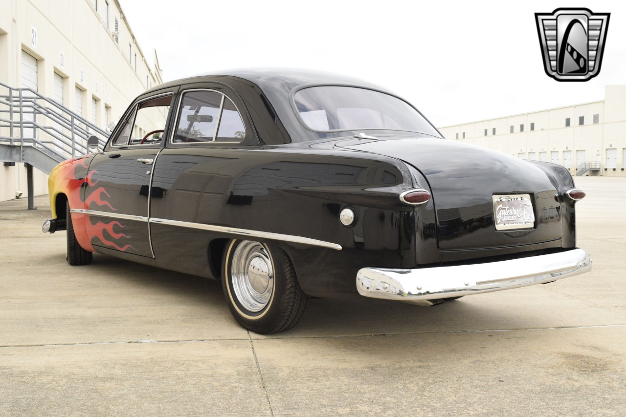 1949 Ford Tudor 3