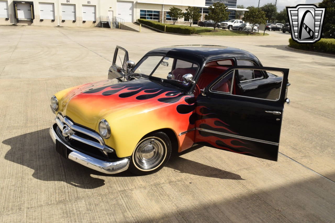 1949 Ford Tudor 31