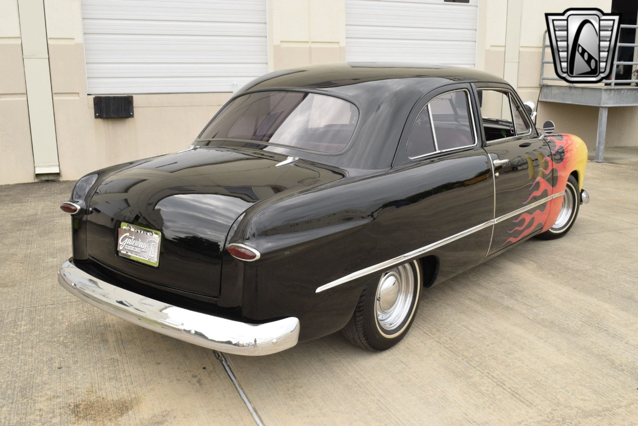1949 Ford Tudor 40