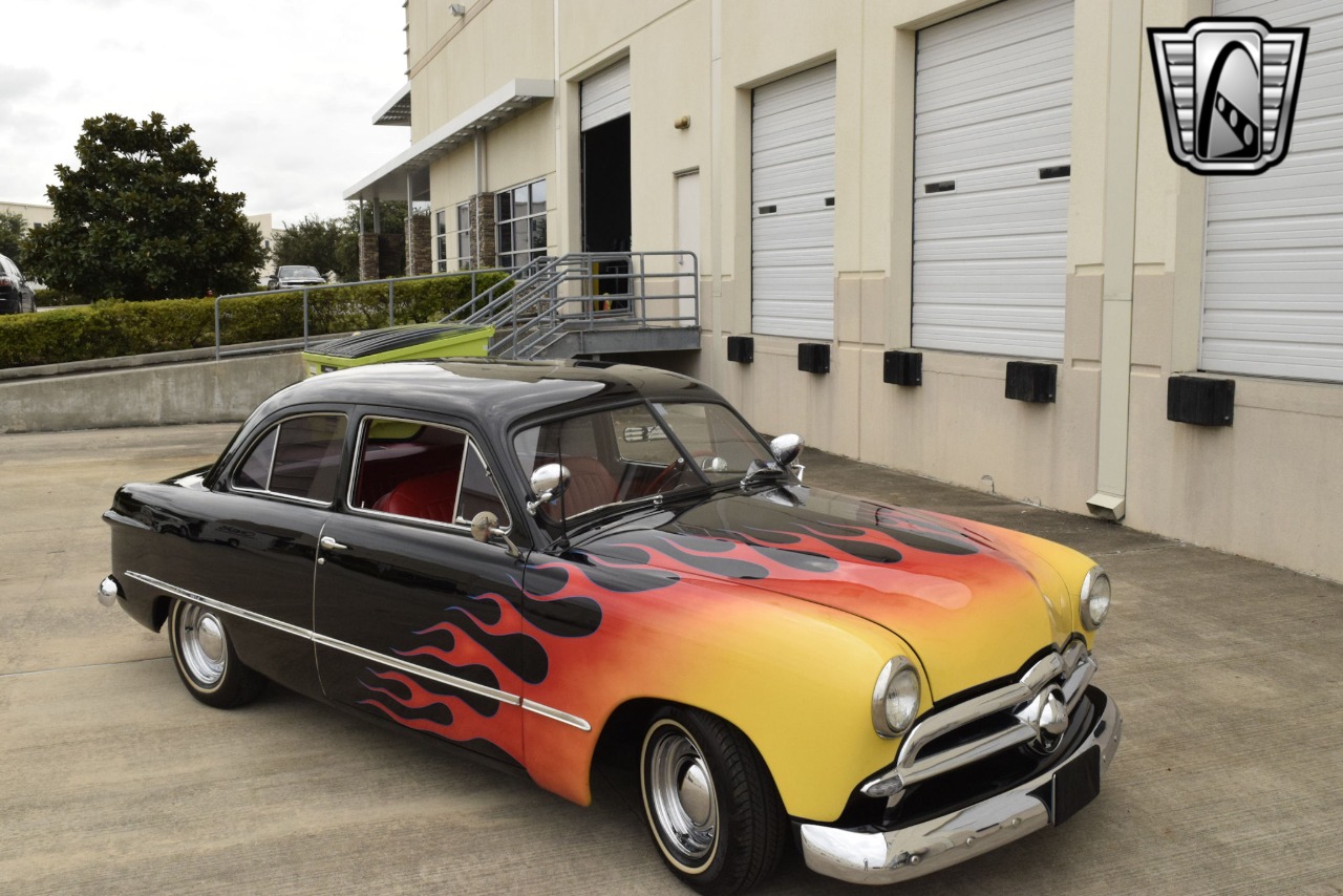 1949 Ford Tudor 44