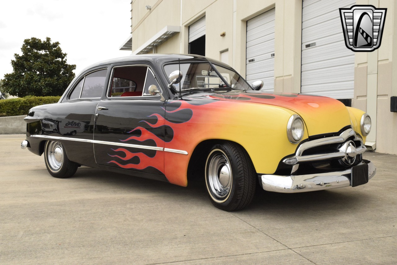 1949 Ford Tudor 6