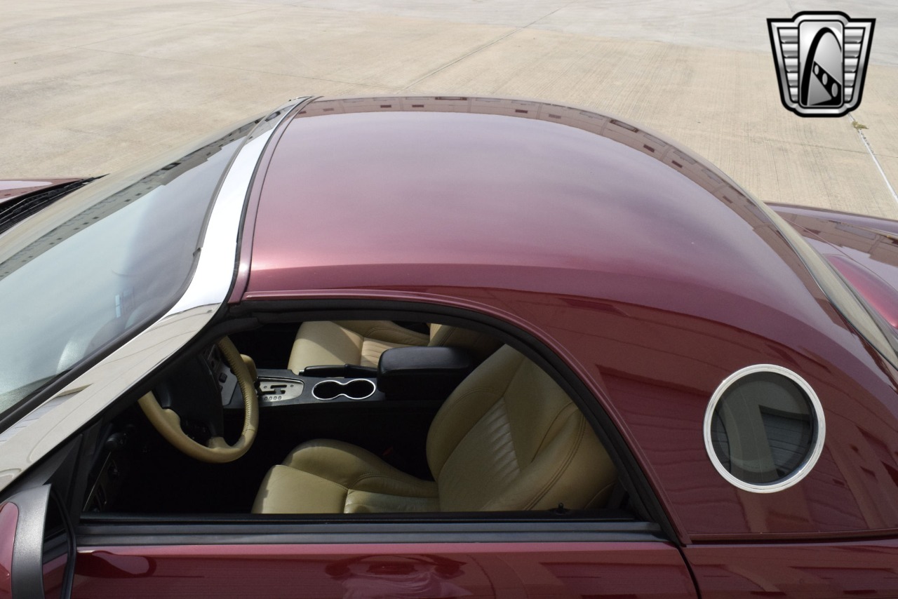 2004 Ford Thunderbird 74