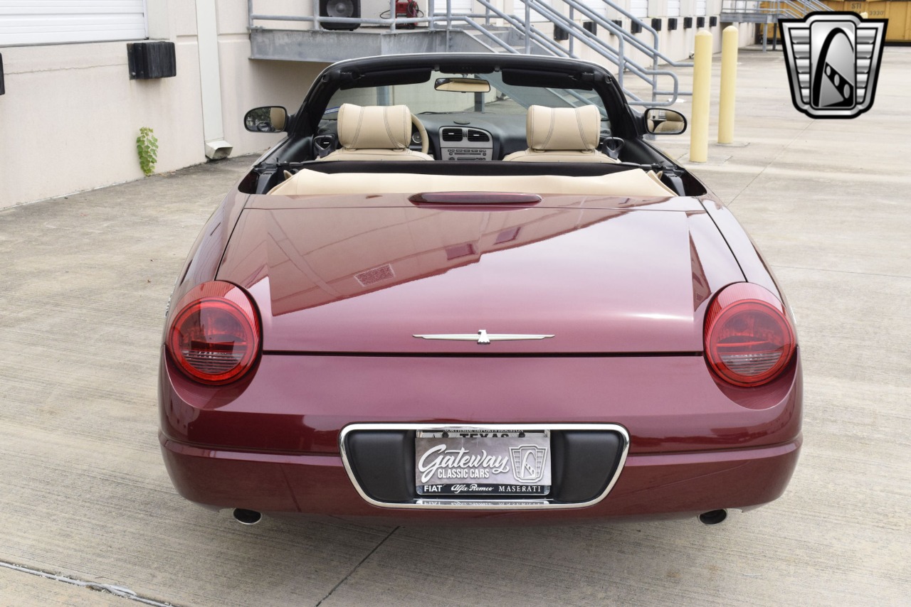 2004 Ford Thunderbird 2