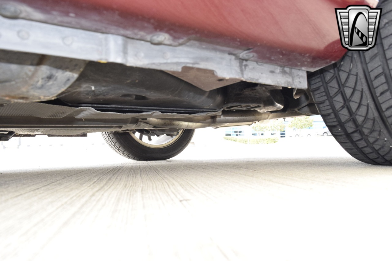 2004 Ford Thunderbird 97