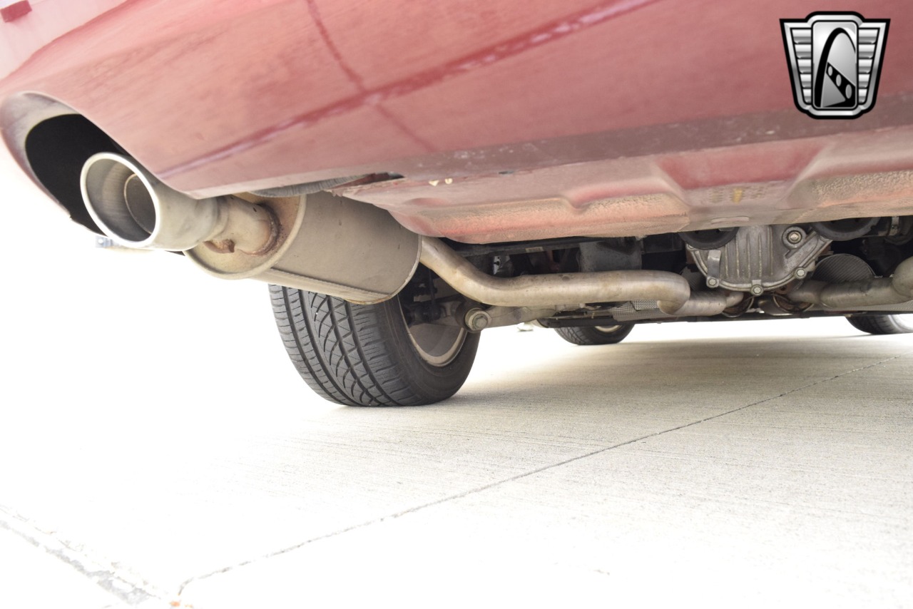 2004 Ford Thunderbird 99