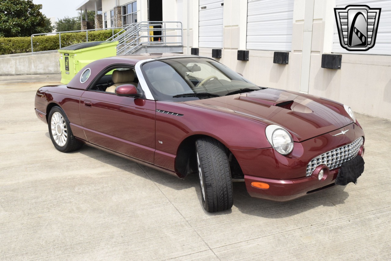 2004 Ford Thunderbird 63