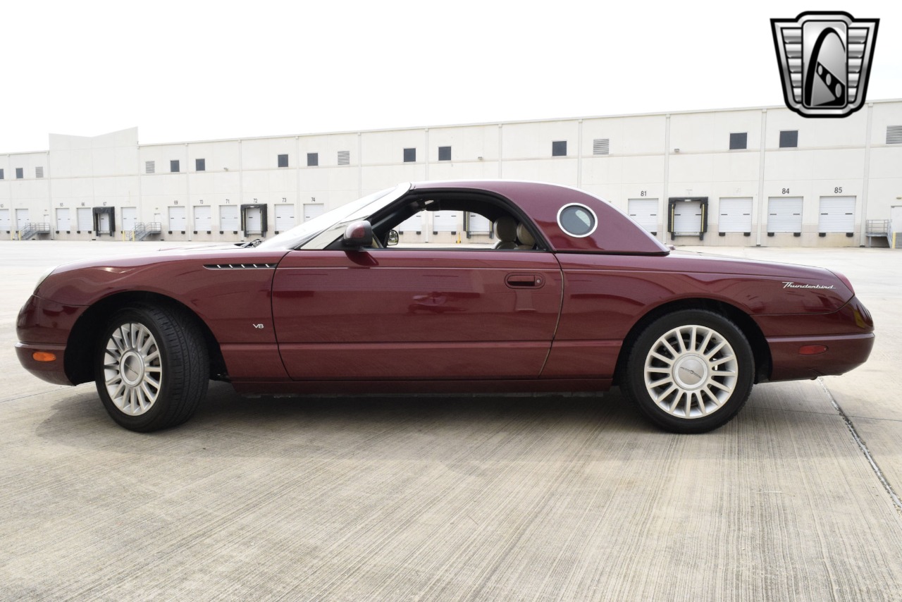 2004 Ford Thunderbird 51