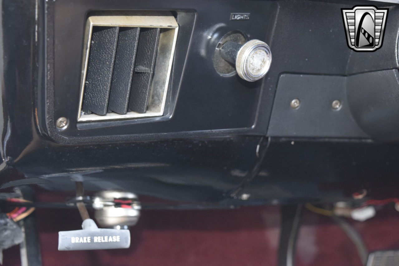 1985 Chevrolet Pickup 23