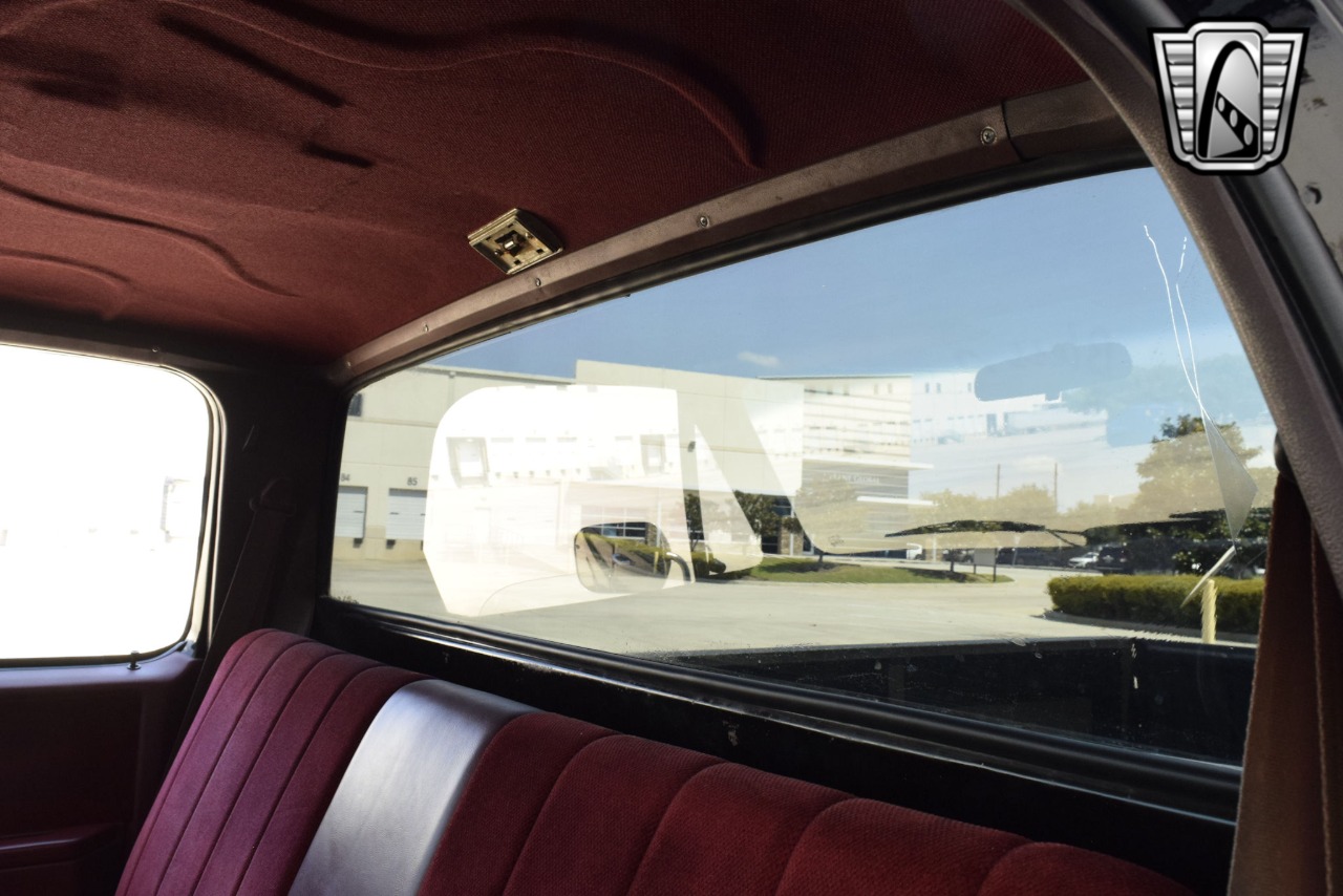 1985 Chevrolet Pickup 24