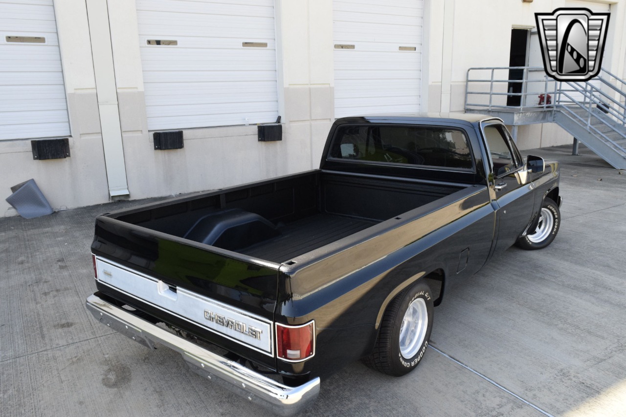 1985 Chevrolet Pickup 4