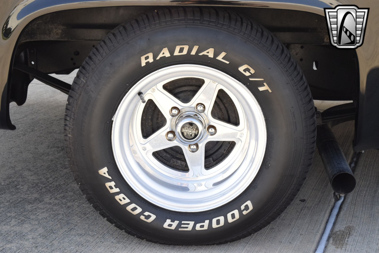 1985 Chevrolet Pickup 9