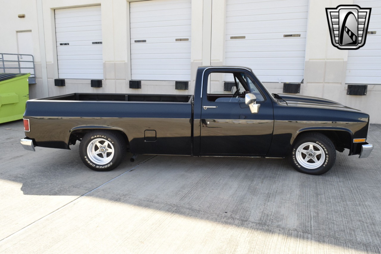 1985 Chevrolet Pickup 5