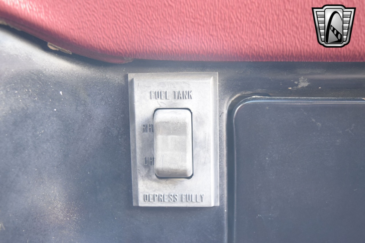 1985 Chevrolet Pickup 27