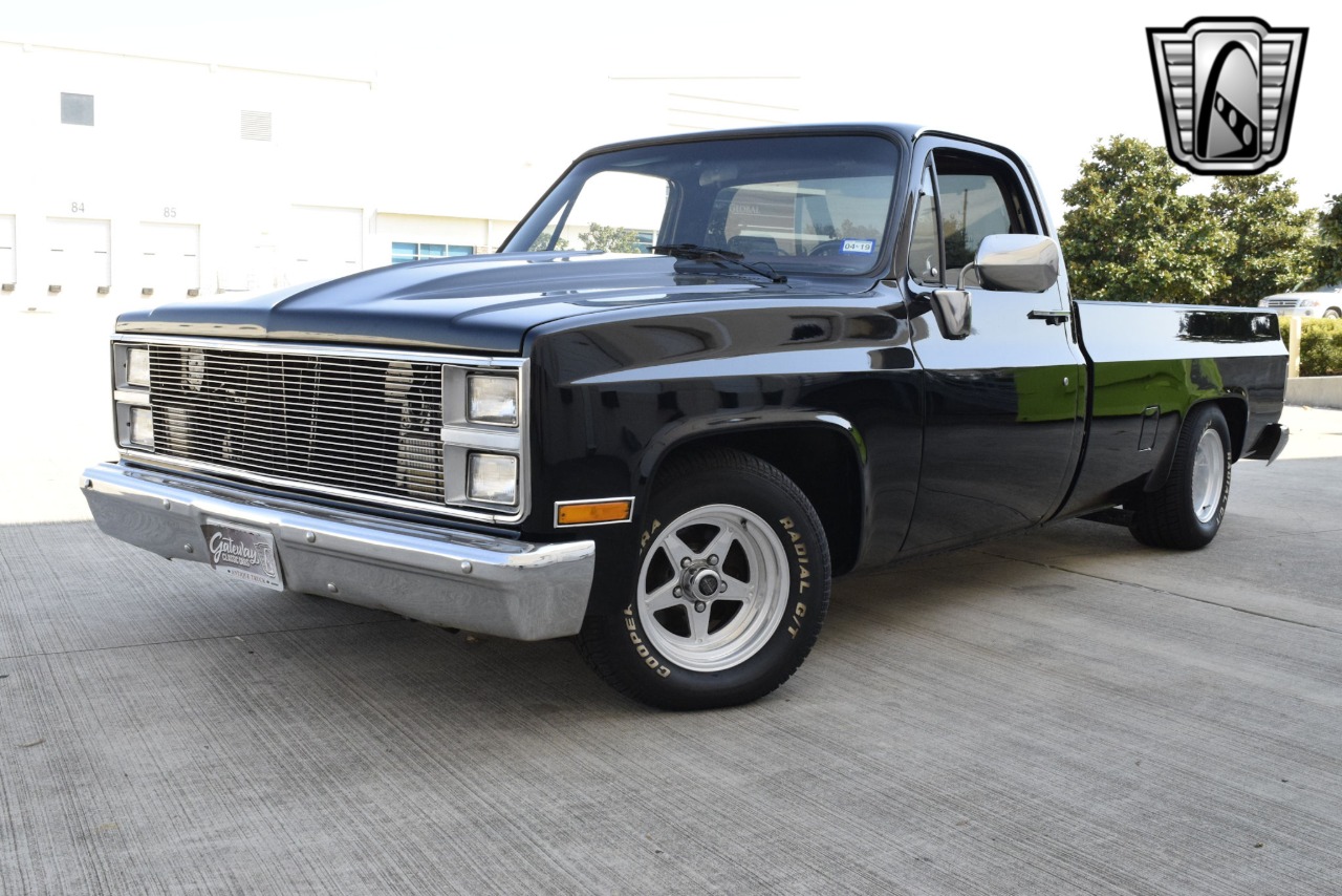 1985 Chevrolet Pickup 7