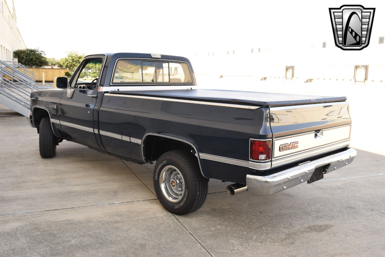 1987 GMC Sierra 3