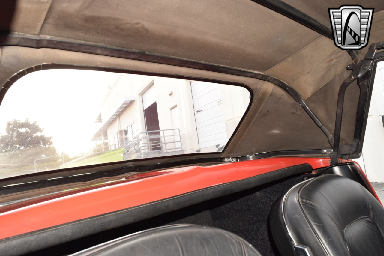 1965 Chevrolet Corvette 28