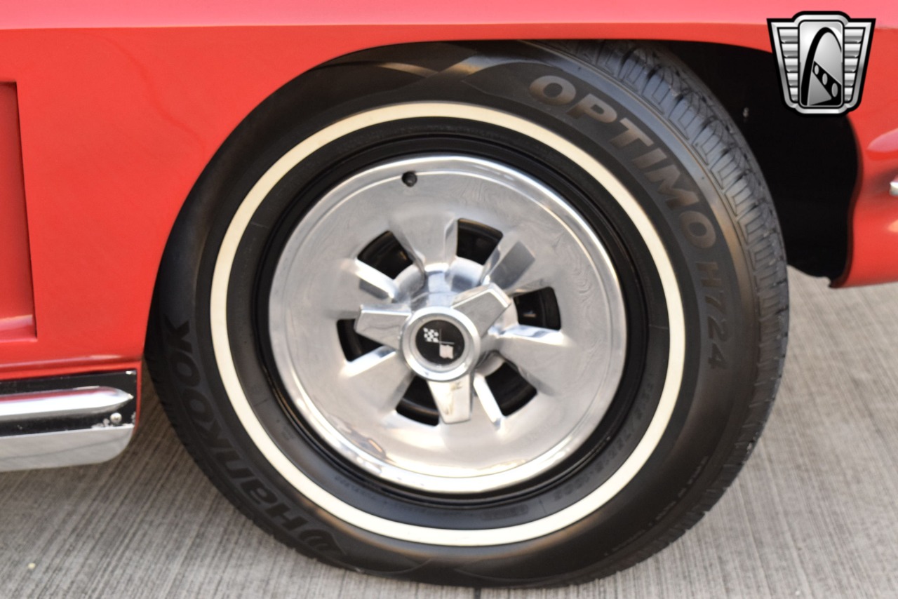1965 Chevrolet Corvette 74