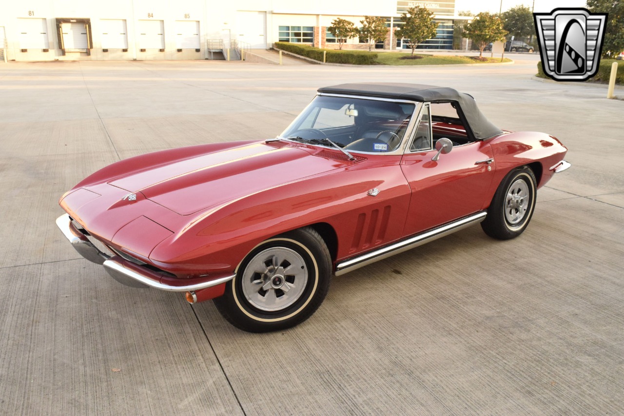 1965 Chevrolet Corvette 4