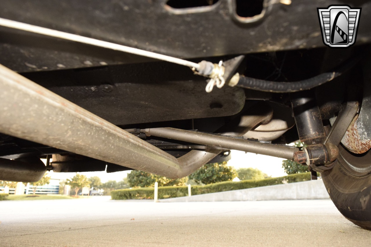 1965 Chevrolet Corvette 16