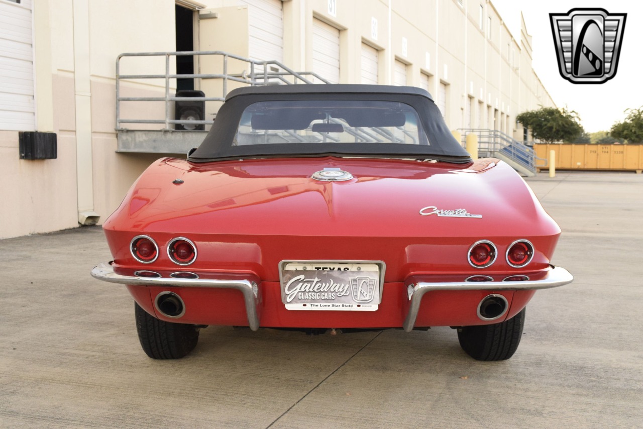 1965 Chevrolet Corvette 46