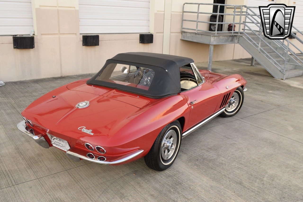 1965 Chevrolet Corvette 47