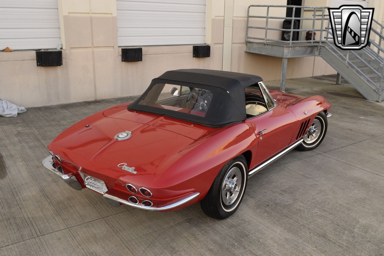 1965 Chevrolet Corvette 48