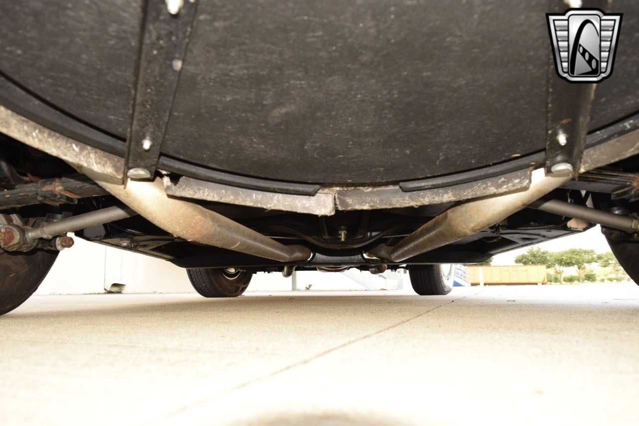 1965 Chevrolet Corvette 17