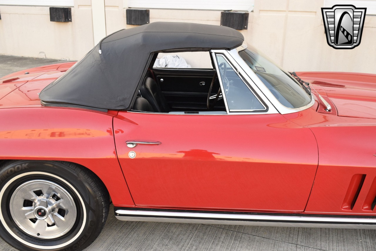 1965 Chevrolet Corvette 72