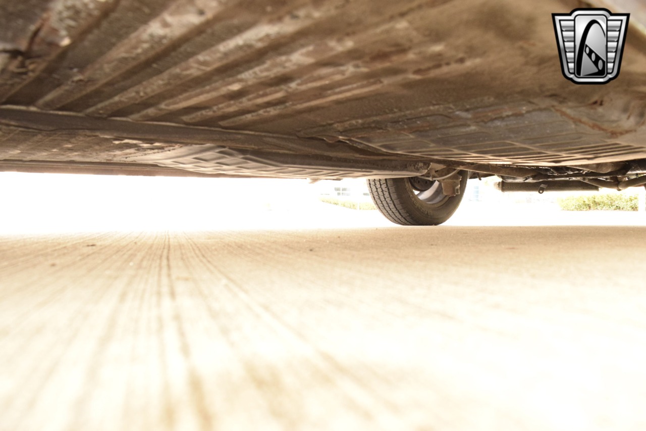 1973 Volkswagen Karmann Ghia 75