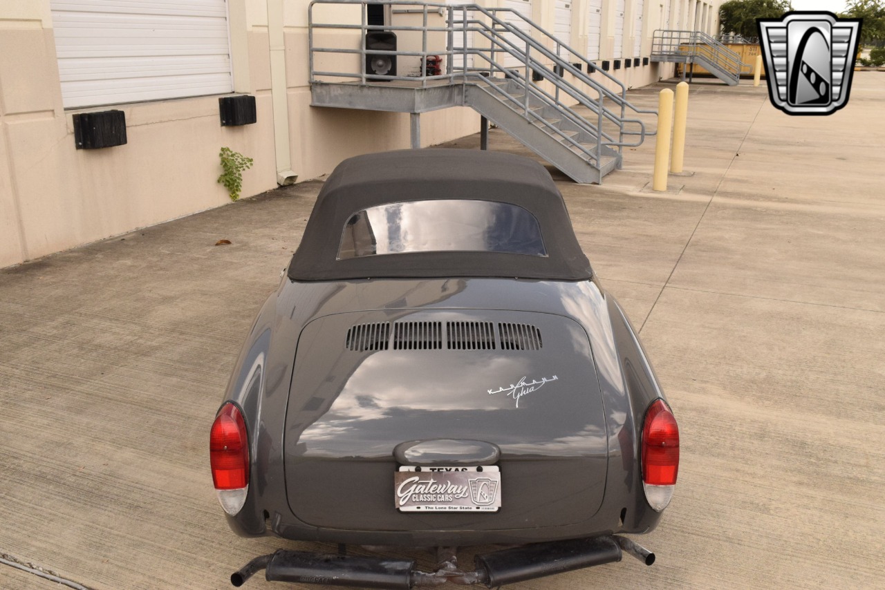 1973 Volkswagen Karmann Ghia 38