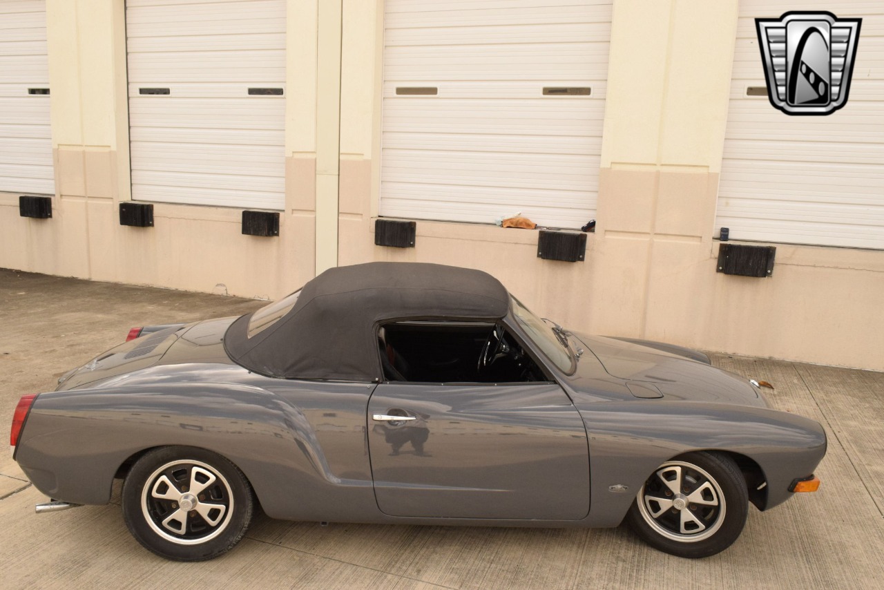 1973 Volkswagen Karmann Ghia 43