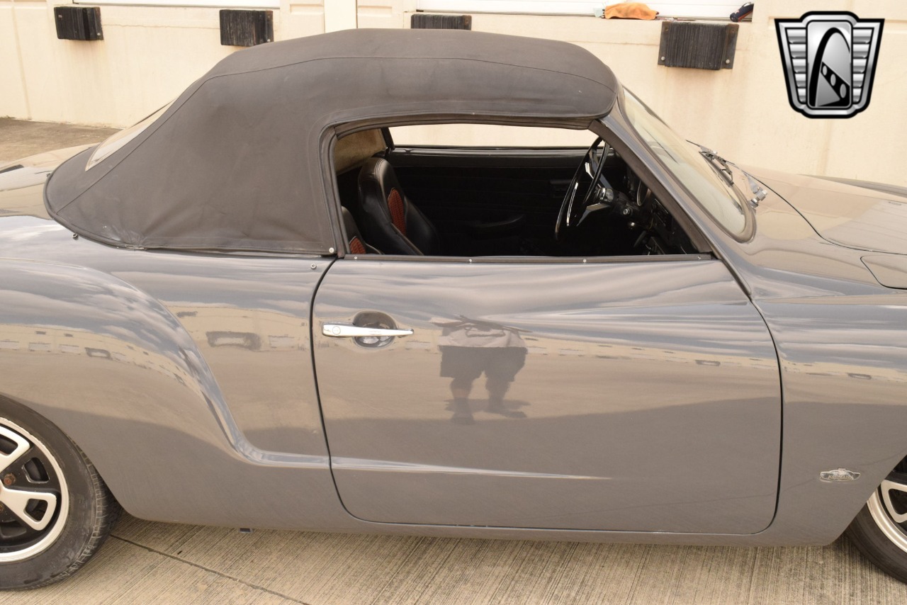 1973 Volkswagen Karmann Ghia 64