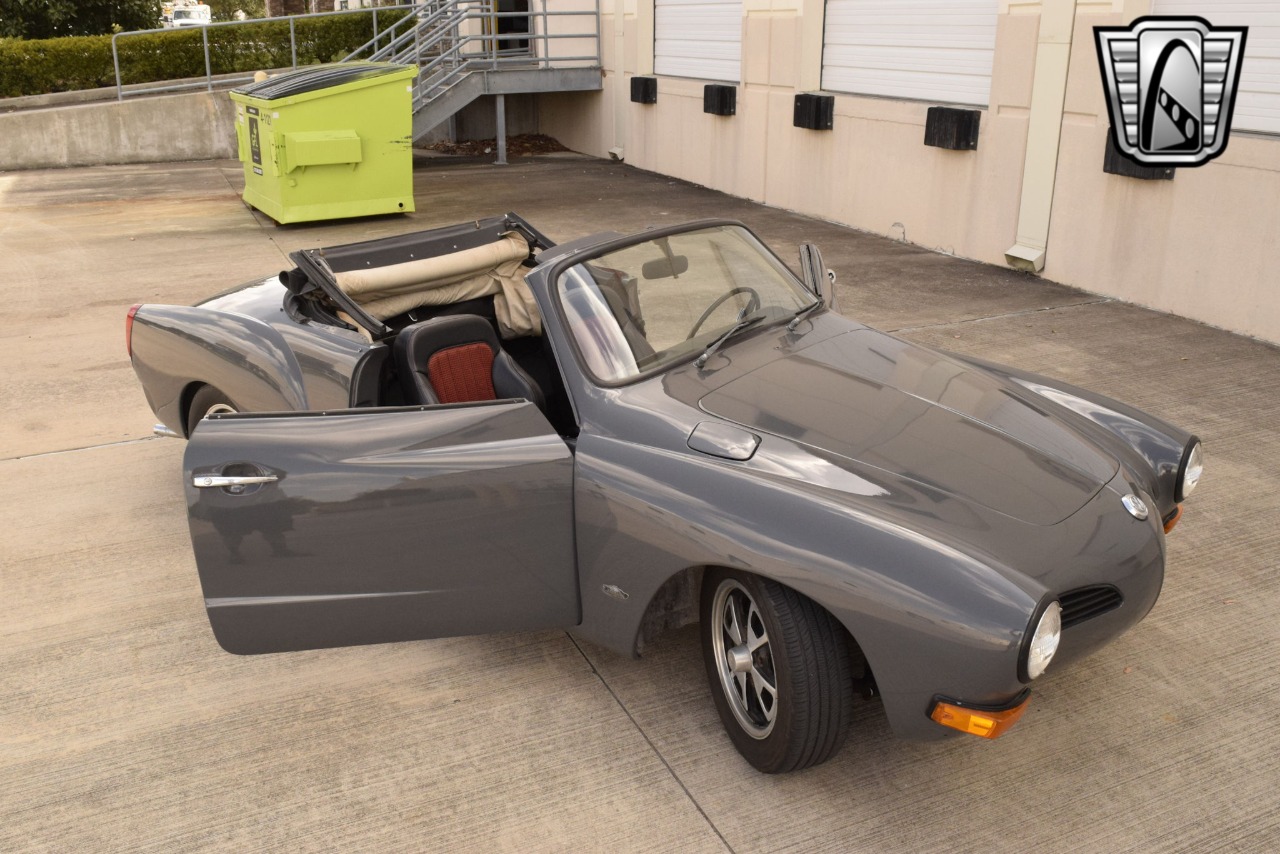 1973 Volkswagen Karmann Ghia 31