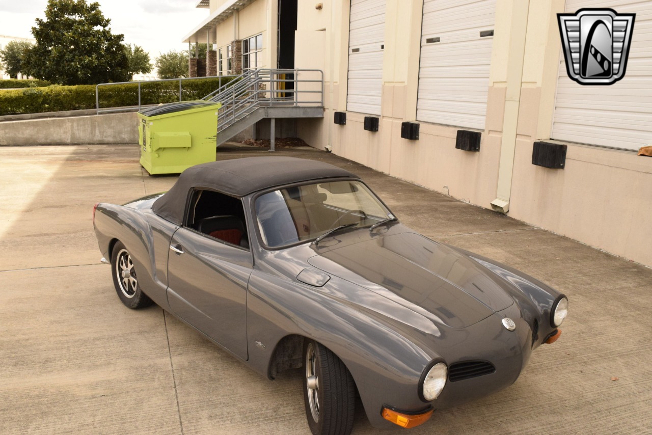 1973 Volkswagen Karmann Ghia 45