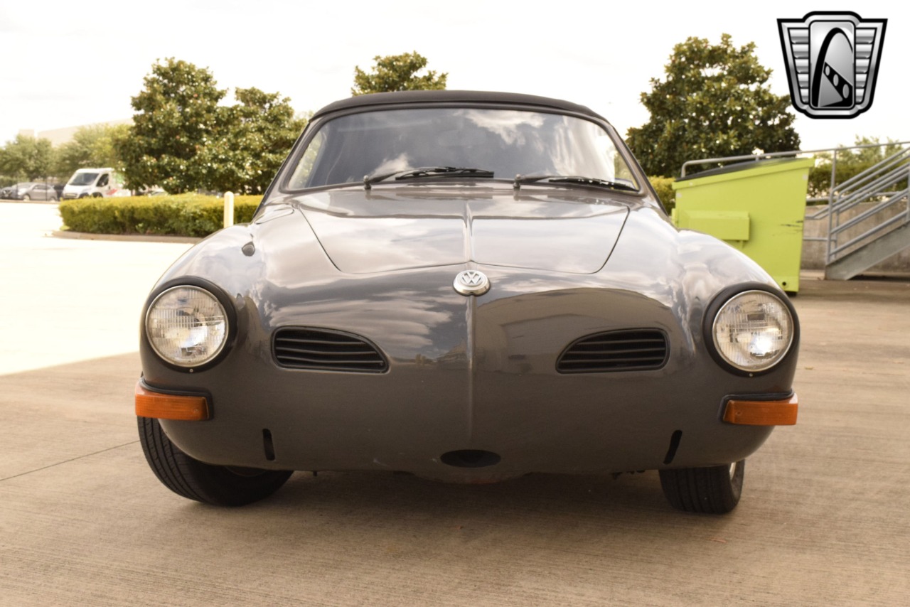 1973 Volkswagen Karmann Ghia 5