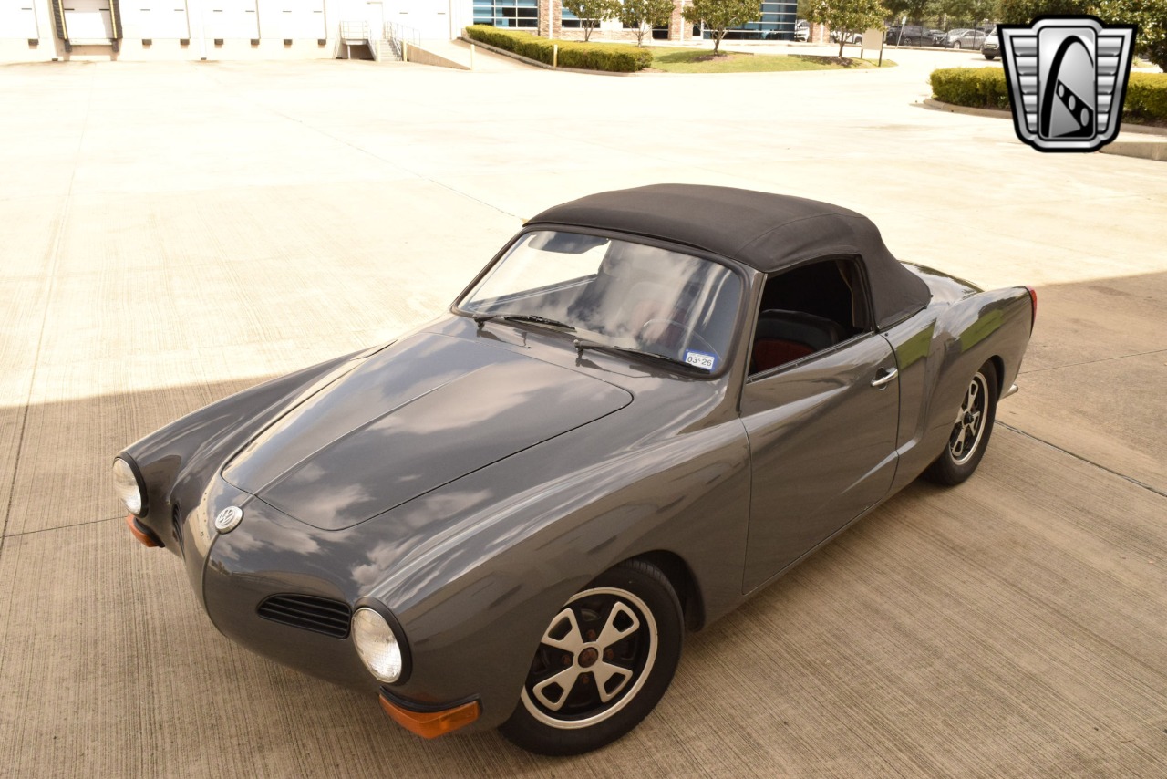 1973 Volkswagen Karmann Ghia 50