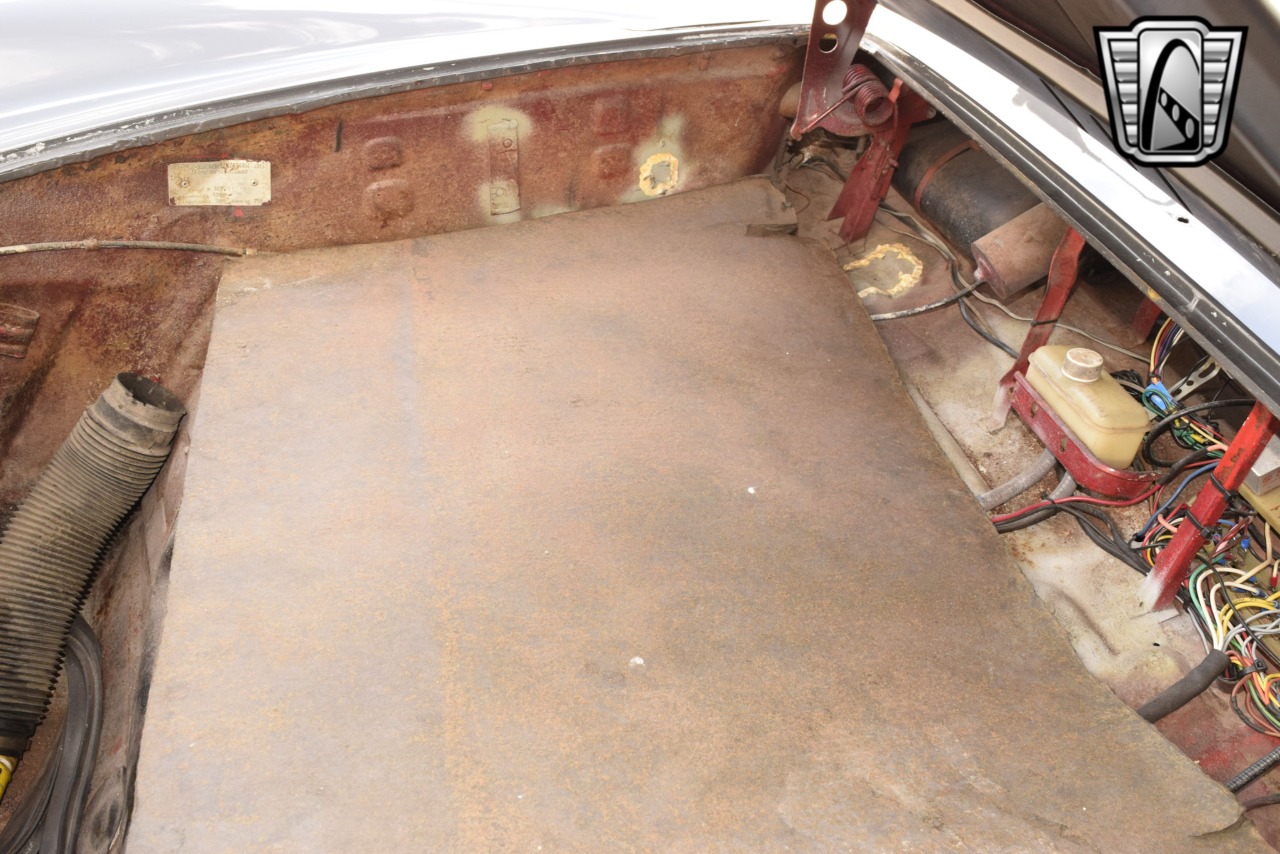 1973 Volkswagen Karmann Ghia 27